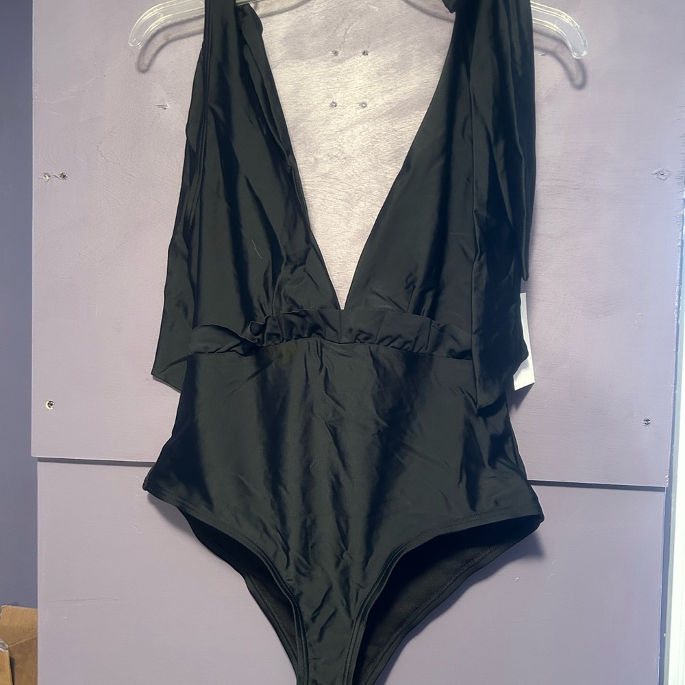 Unique Vintage bow tie swim suit nwt